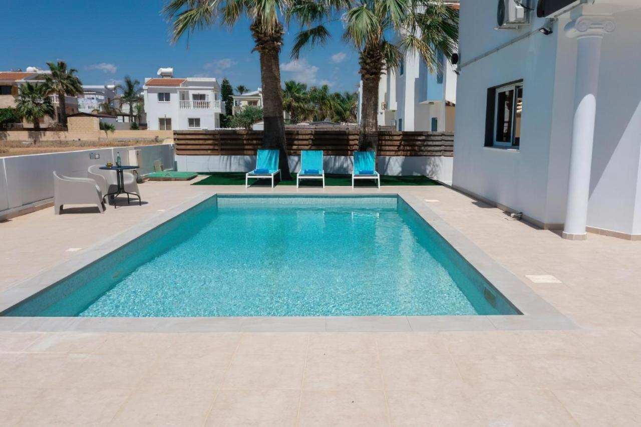 Villa Suncity Boutique Beachfront Ayia Napa Exterior photo