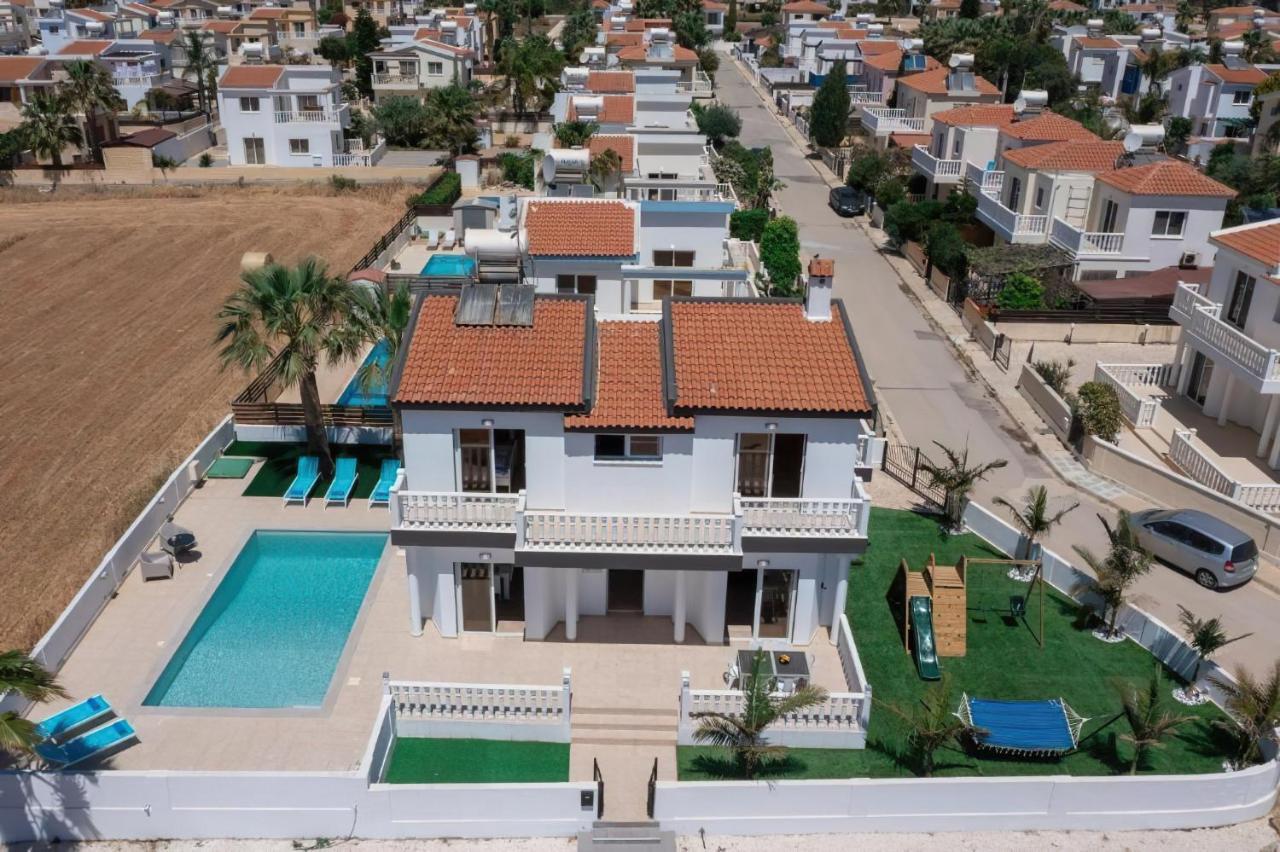 Villa Suncity Boutique Beachfront Ayia Napa Exterior photo