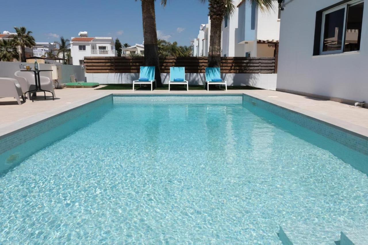 Villa Suncity Boutique Beachfront Ayia Napa Exterior photo