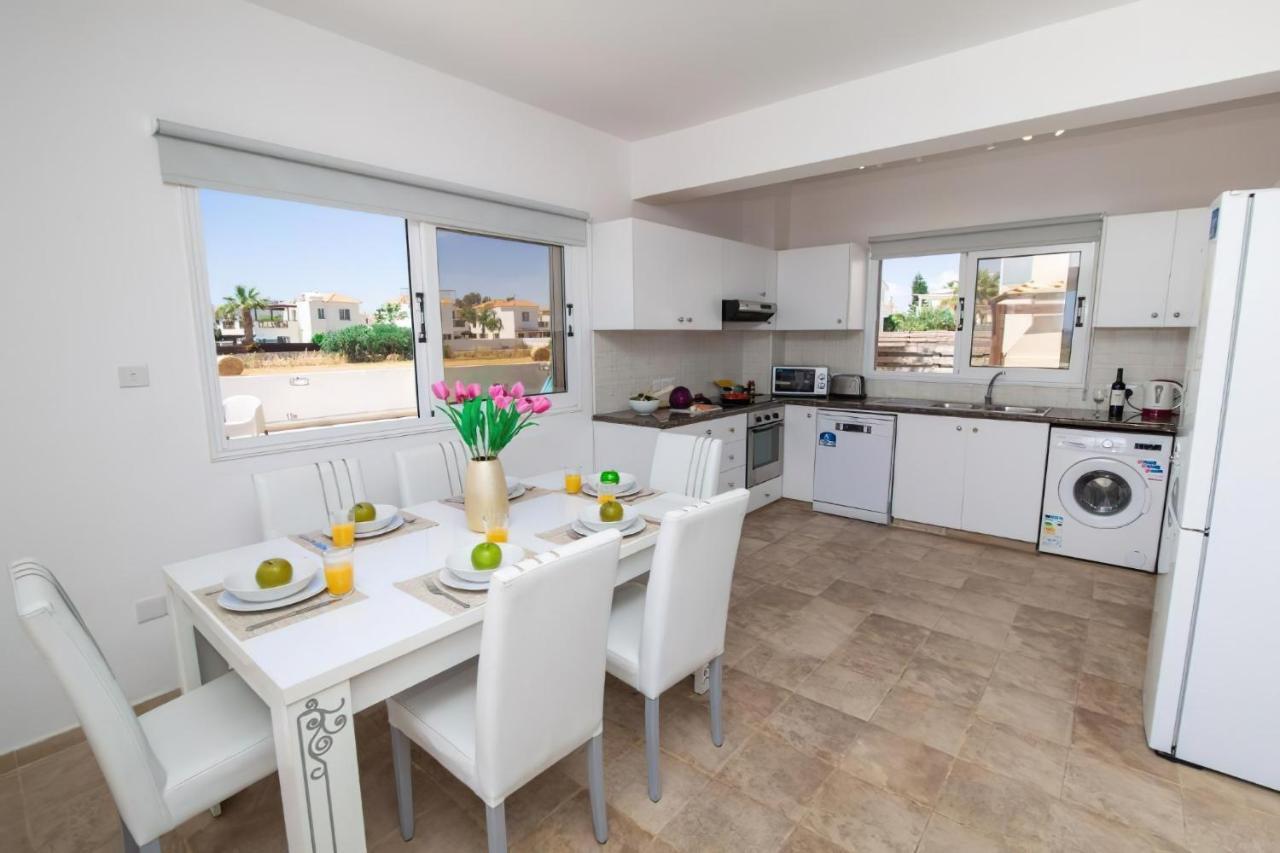 Villa Suncity Boutique Beachfront Ayia Napa Exterior photo